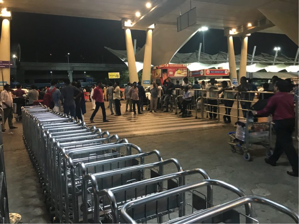 チェンナイ国際空港 アライバルビザ・両替・ATM・SIMカード