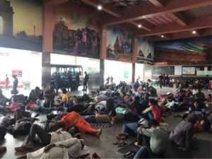 インド旅行 ニューデリー駅の外国人専用鉄道予約オフィスへの行き方